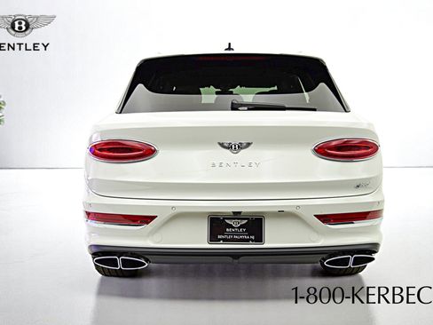 New 2025 Bentley Bentayga Plug-In Hybrid image 12