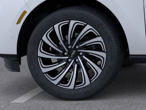 New 2025 Lincoln Navigator L Black Label image 19