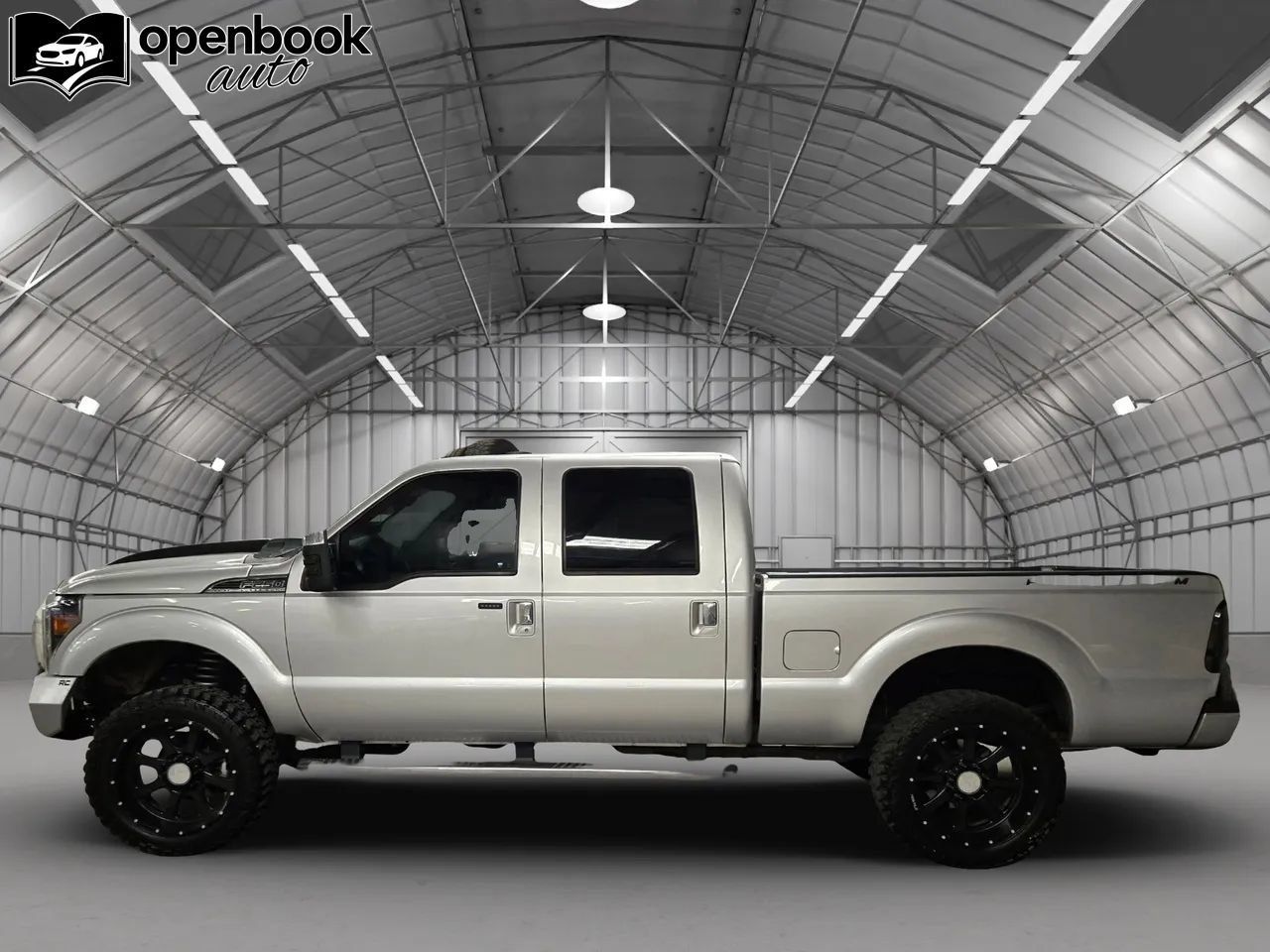 Used 2016 Ford F250 Platinum w/ FX4 Off-Road Package AWD/4WD image 8