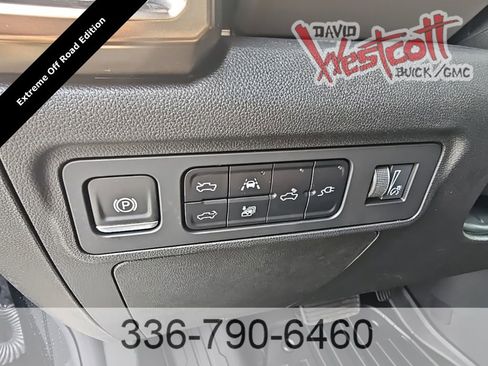 New 2025 GMC Hummer EV 3X w/ Extreme Off-Road Package image 16