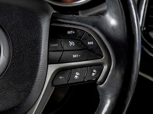 Used 2020 Jeep Grand Cherokee High Altitude image 17