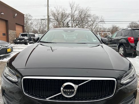 Used 2017 Volvo S90 T6 Momentum w/ Vision Package image 15