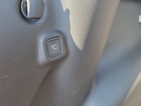 New 2026 Jeep Compass Latitude image 20