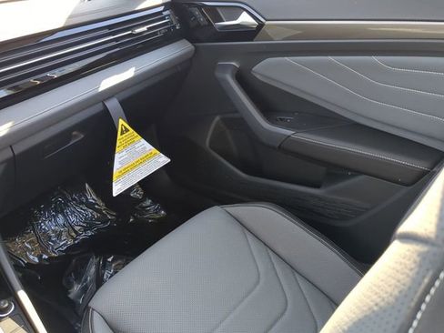 New 2026 Volkswagen Jetta SEL image 15