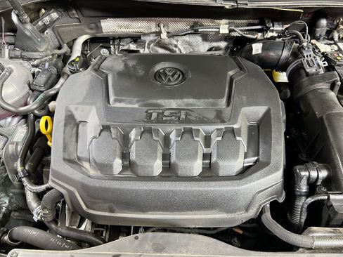 Used 2022 Volkswagen Tiguan SEL R-Line image 29