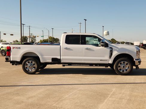 New 2026 Ford F350 Lariat w/ Lariat Premium Package image 7