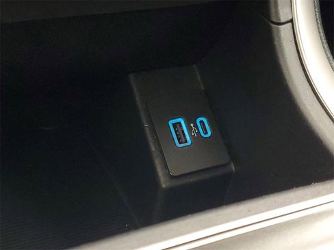 Used 2023 Ford Edge SEL image 21