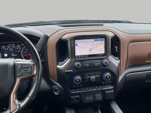 Used 2019 Chevrolet Silverado 1500 High Country w/ Trailer Camera Package AWD/4WD image 7