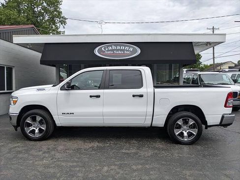 Used 2023 RAM 1500 Big Horn AWD/4WD image 2
