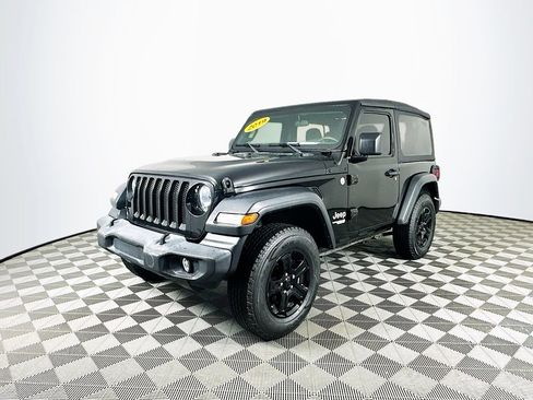 Certified 2019 Jeep Wrangler Sport image 5