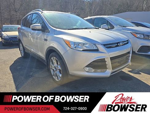 Used 2016 Ford Escape Titanium image 3
