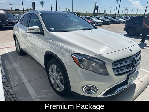 Used 2018 Mercedes-Benz GLA 250 4MATIC image 4