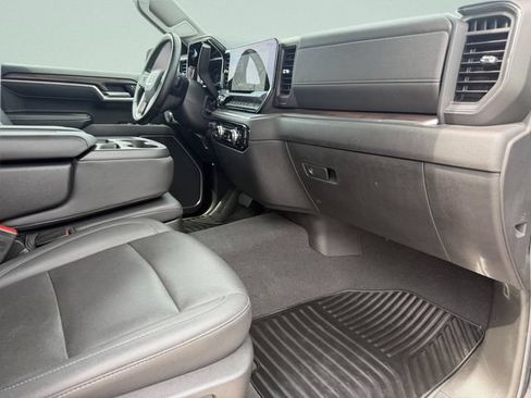Certified 2025 GMC Sierra 1500 SLT RWD image 16