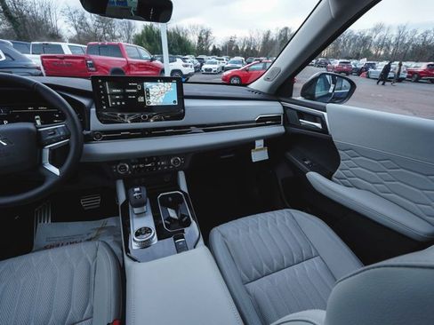 New 2026 Mitsubishi Outlander SEL AWD/4WD image 75