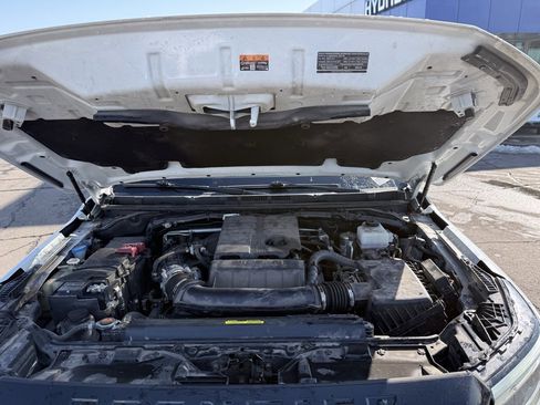 Used 2023 Nissan Frontier SV w/ Midnight Edition Package image 32