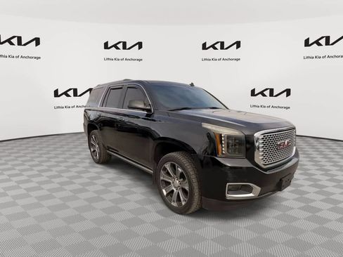 Used 2015 GMC Yukon Denali AWD/4WD image 2