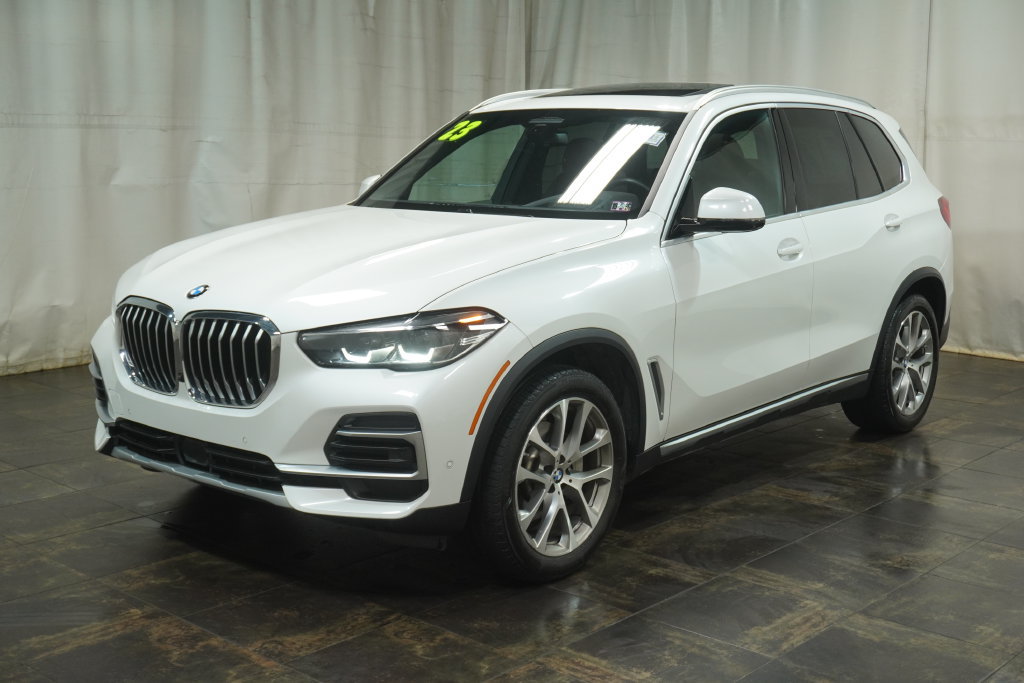 Used 2023 BMW X5 xDrive40i AWD/4WD image 2