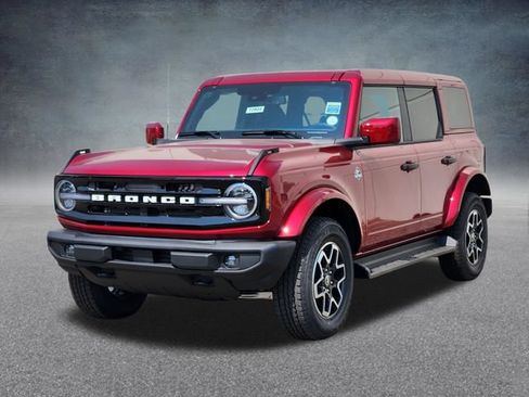 New 2026 Ford Bronco Outer Banks AWD/4WD image 3
