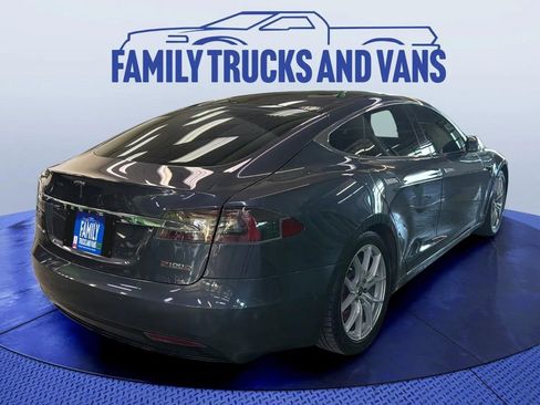 Used 2017 Tesla Model S P100D image 10