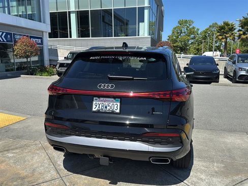 Used 2025 Audi Q5 Premium w/ Convenience Package AWD/4WD image 7
