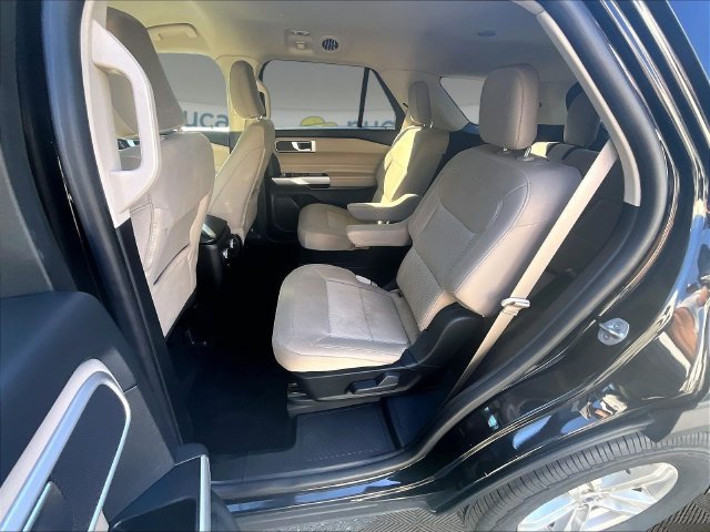 Used 2022 Ford Explorer XLT AWD/4WD image 21