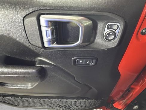 Used 2024 Jeep Wrangler Willys image 35