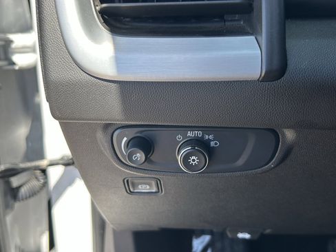 Certified 2024 GMC Terrain SLE FWD image 32