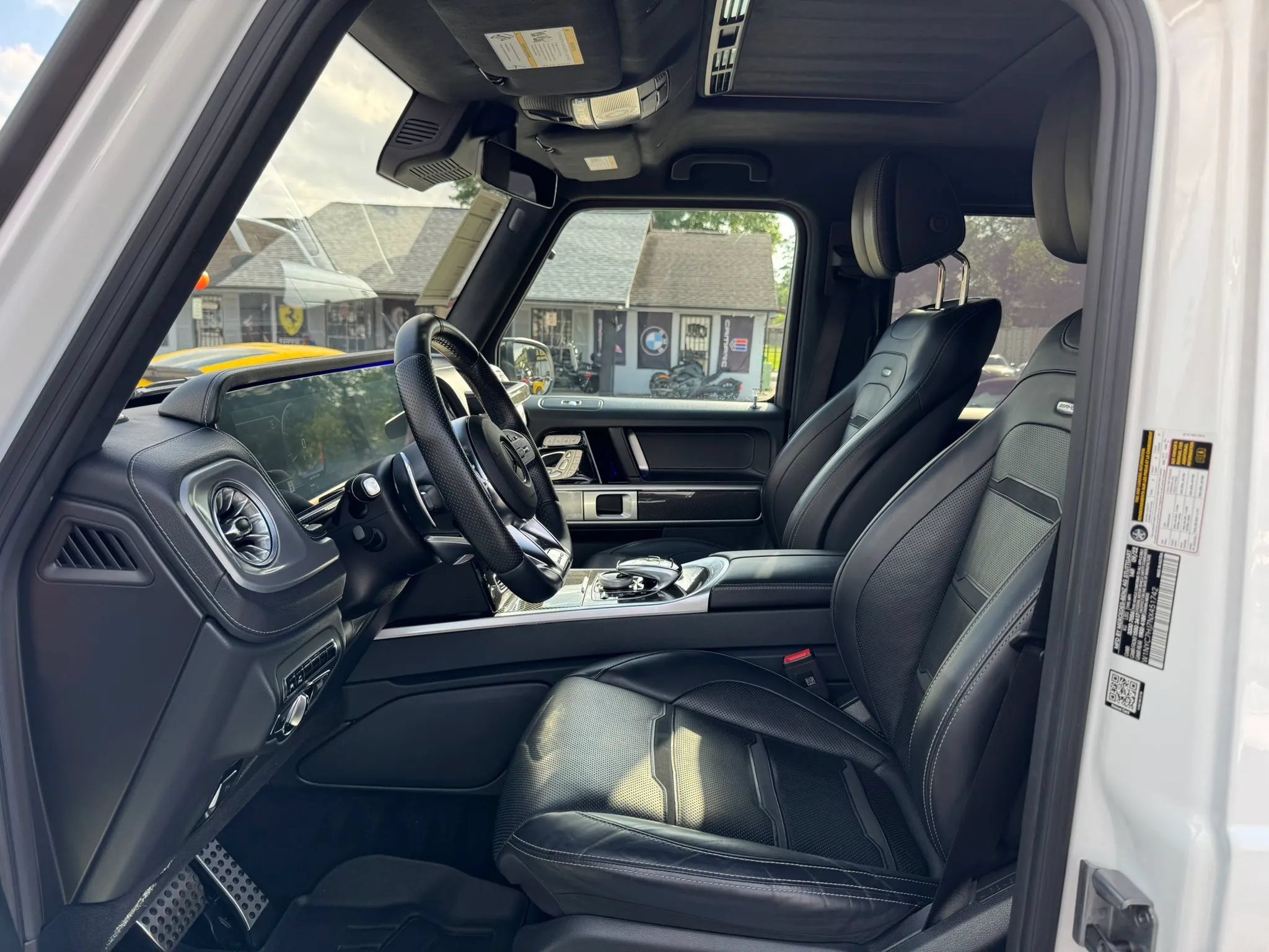 Used 2022 Mercedes-Benz G 63 AMG 4MATIC w/ Seat Comfort Package image 21