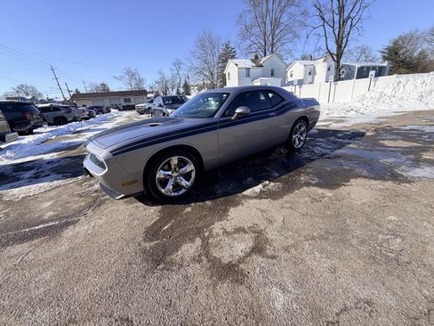 Used 2011 Dodge Challenger R/T image 29