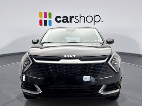 Used 2025 Kia Sportage LX AWD/4WD image 8