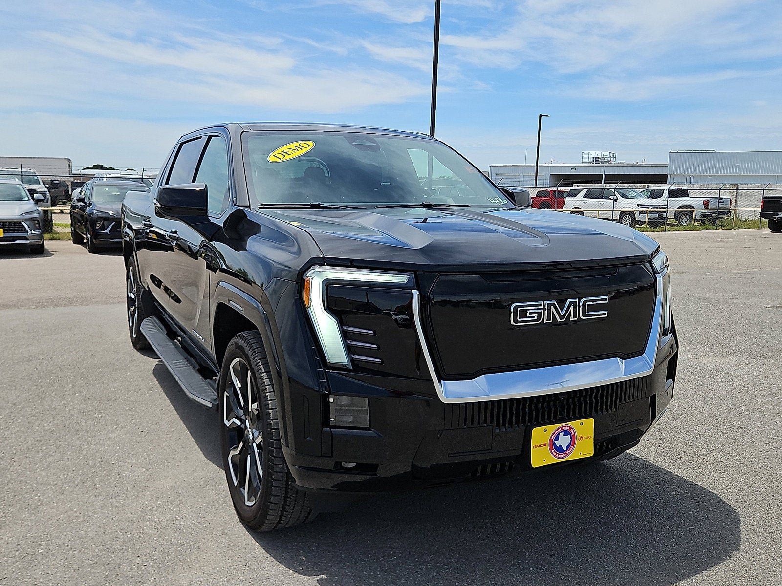 New 2025 GMC Sierra EV Denali AWD/4WD image 7