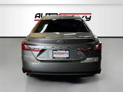 Used 2025 Toyota Camry SE FWD image 6