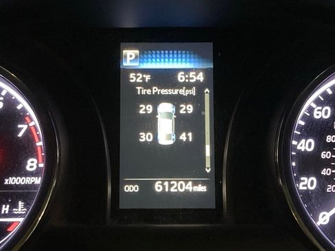 Certified 2020 Toyota Camry SE image 15