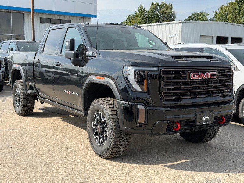 Used 2024 GMC Sierra 2500 AT4X AWD/4WD image 1