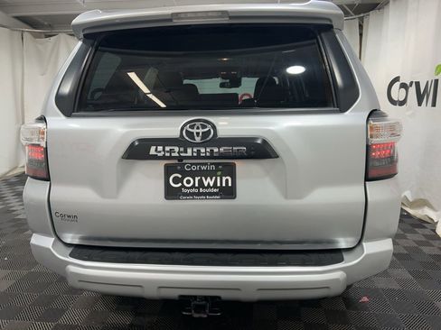 Used 2024 Toyota 4Runner TRD Off-Road AWD/4WD image 7