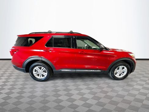 Used 2022 Ford Explorer XLT w/ Equipment Group 202A image 35