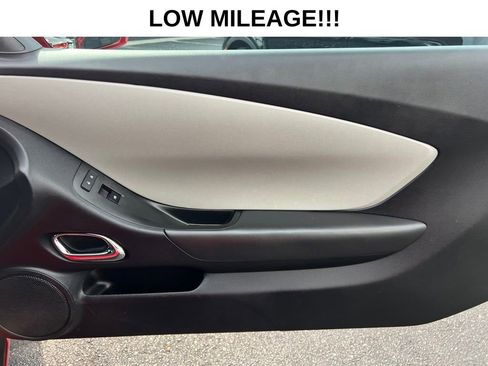 Used 2015 Chevrolet Camaro LS RWD image 25