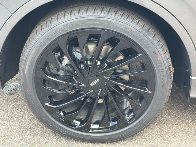 New 2027 Lincoln Aviator Reserve w/ Luxury Package RWD image 17