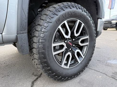 Used 2025 GMC Sierra 1500 AT4 w/ AT4 Premium Package image 11