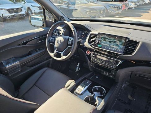 New 2026 Honda Ridgeline Black Edition image 10