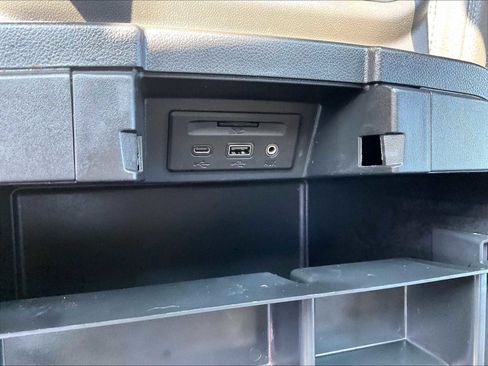 Used 2023 GMC Sierra 2500 Denali w/ Denali Ultimate Package image 27