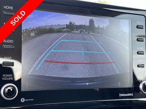 Used 2022 Toyota Corolla LE FWD image 12