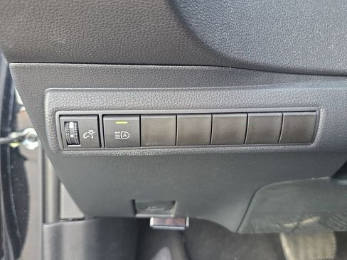 Used 2024 Toyota Corolla SE FWD image 23