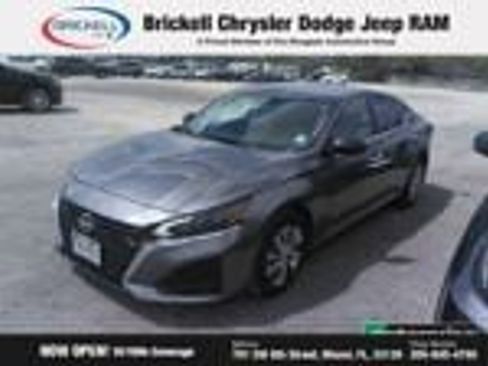 Used 2024 Nissan Altima 2.5 S image 1