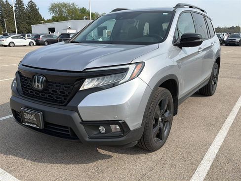 Used 2021 Honda Passport Elite image 3