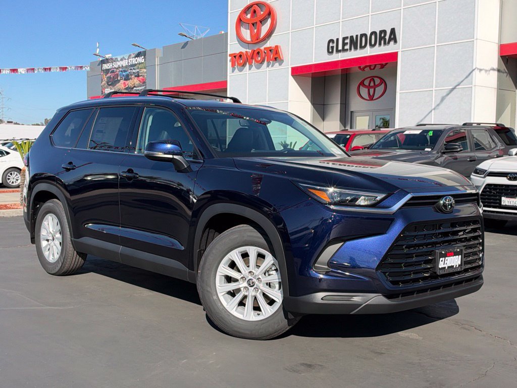 New 2026 Toyota Grand Highlander AWD Hybrid image 1