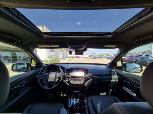 Used 2023 Honda Ridgeline Black Edition image 22