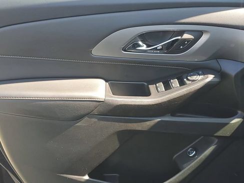 Certified 2021 Chevrolet Traverse LT AWD/4WD image 17
