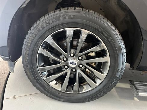 Used 2019 Ford Expedition Limited AWD/4WD image 14