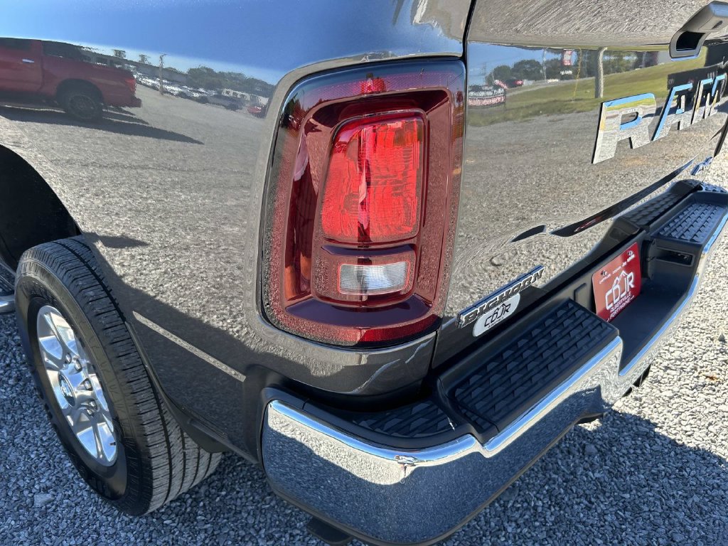 Used 2026 RAM 2500 Big Horn AWD/4WD image 18